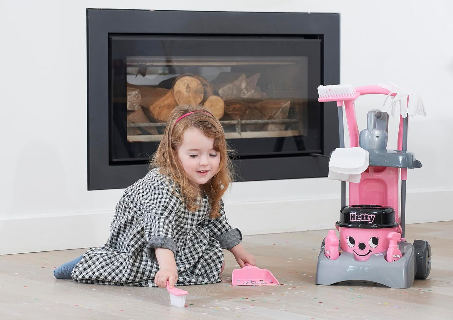 Casdon Henry & Hetty Toys - Hetty Deluxe Cleaning Trolley - Pink Hetty-Inspired Toy Playset with Working Hand Vacuum - Kids Cleaning Trolley Set with Accessories - For Children Aged 3+