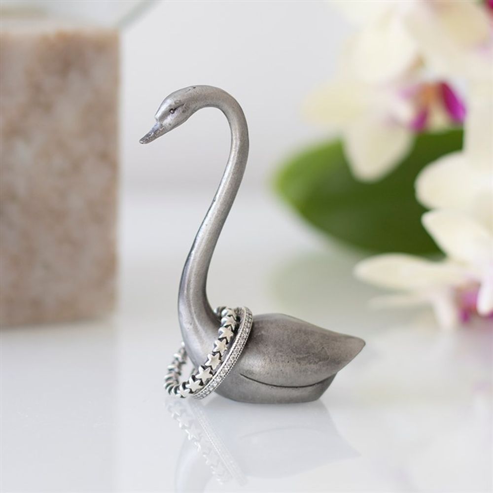 Metal Swan Ring Holder